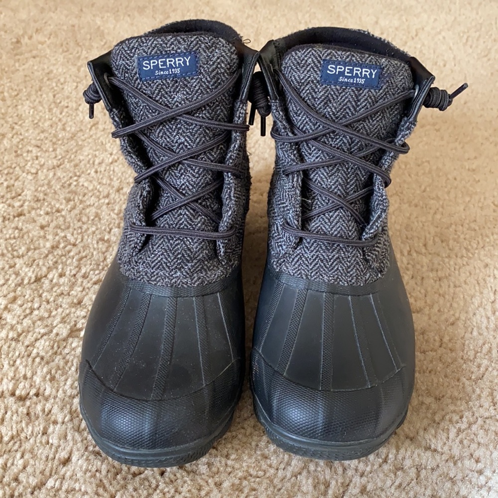 Sperry black wool duck boots 8.5